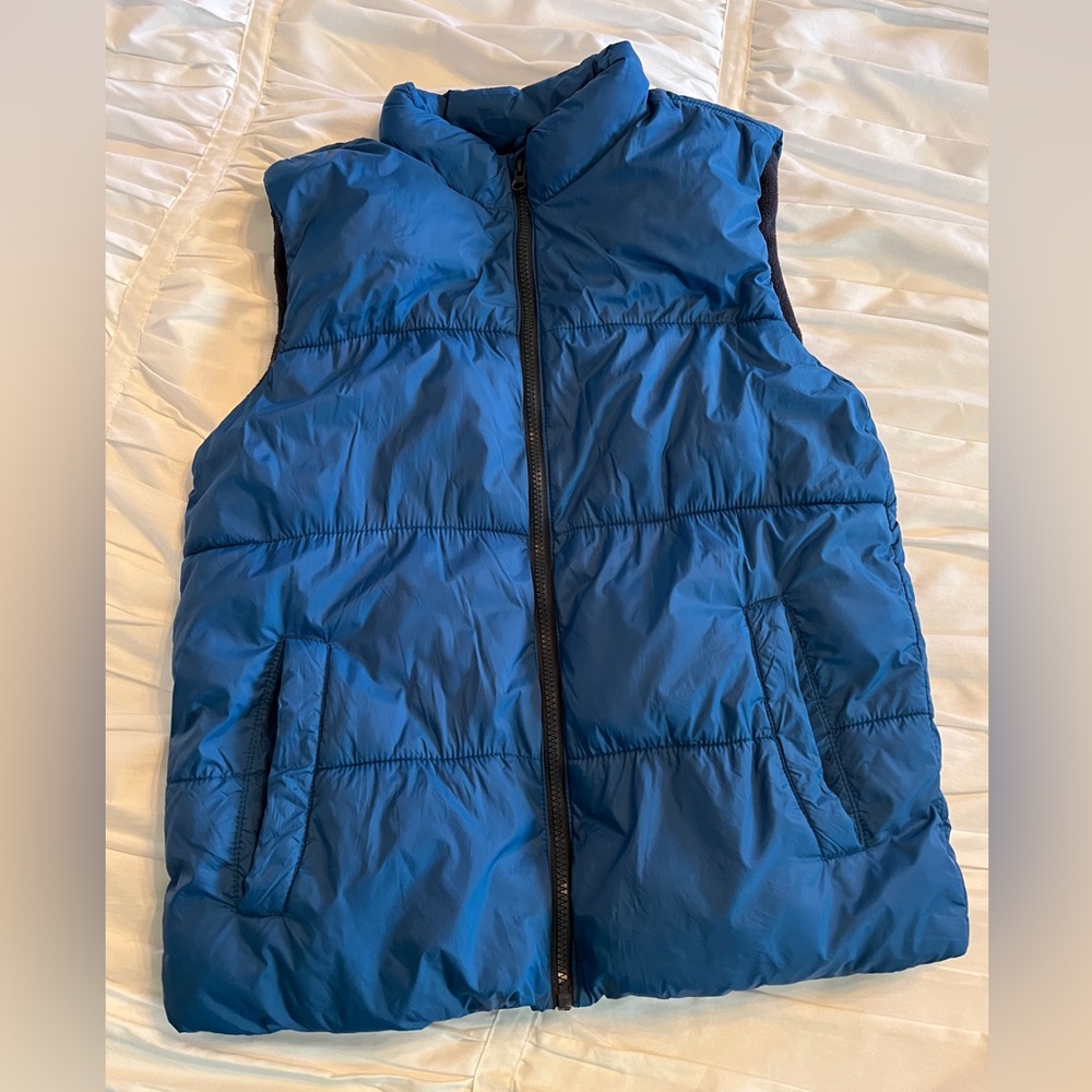 Boys XL Old Navy Frost Free Blue Puffer Vest